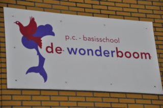 http://www.alfacati.nl/Musicalgroep8/_dsc0004.jpg